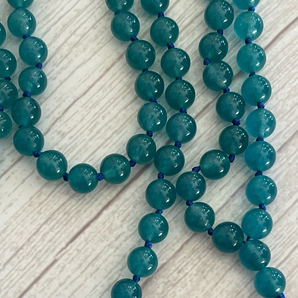 Gorgeous Apatite gemstone Mala necklace - Picture 3 of 4